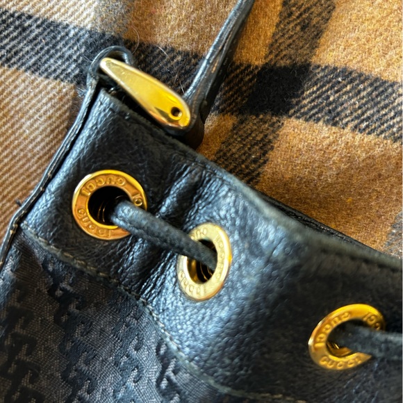 Vintage GUCCI Bucket Bag - Picture 5 of 14